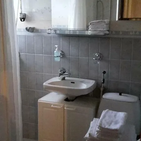 Bed & Breakfast Kirkkokadun Amanda Ja Olga *