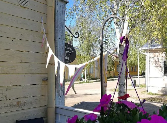 Panzió Kirkkokadun Amanda Ja Olga Uusikaupunki