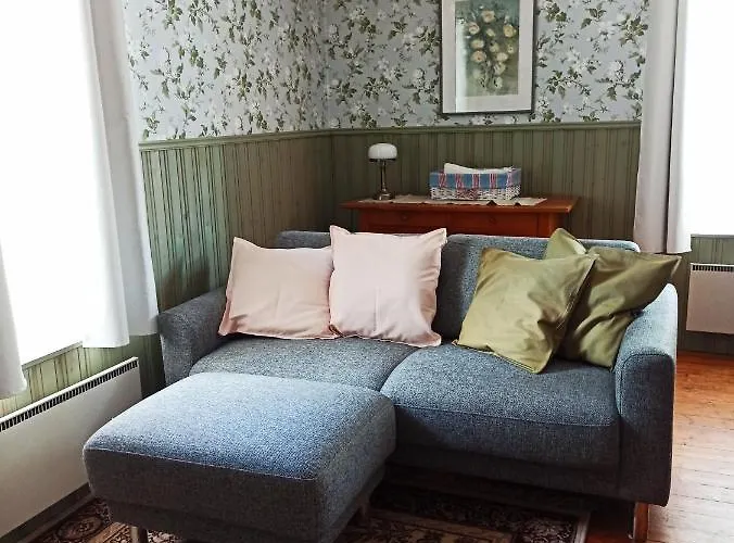 Kirkkokadun Amanda Ja Olga Panzió