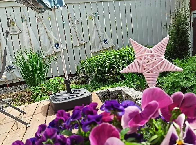 Panzió Kirkkokadun Amanda Ja Olga Uusikaupunki